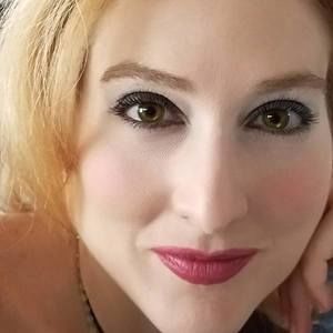 Meet your Posher, Mariana